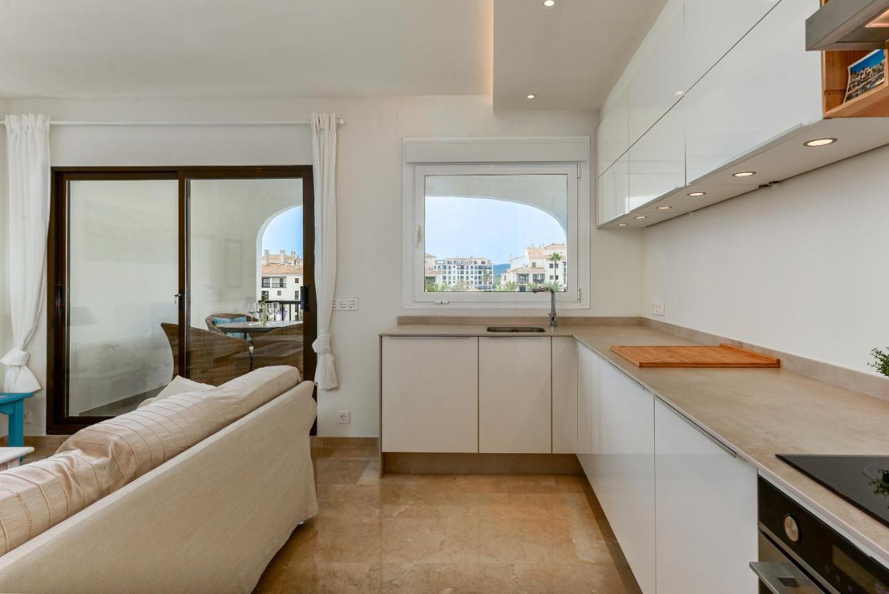Duquesa Port Retreat Daire Manilva Dış mekan fotoğraf