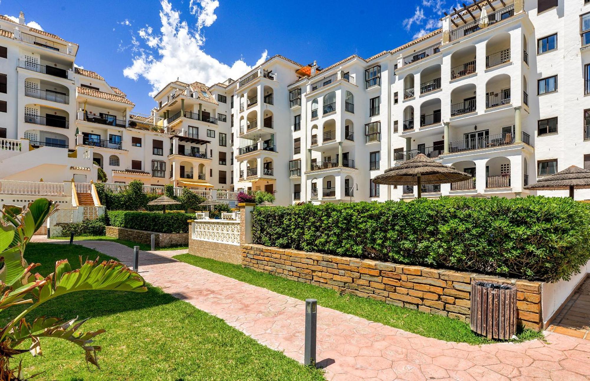 Duquesa Port Retreat Daire Manilva Dış mekan fotoğraf